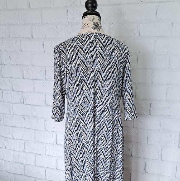 SALE. J. Jill easy-wear blue dress - Picture 5 of 10